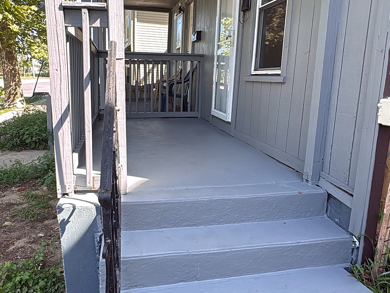 3 bed, 1093 sqft, $1,925 — Photo 2
