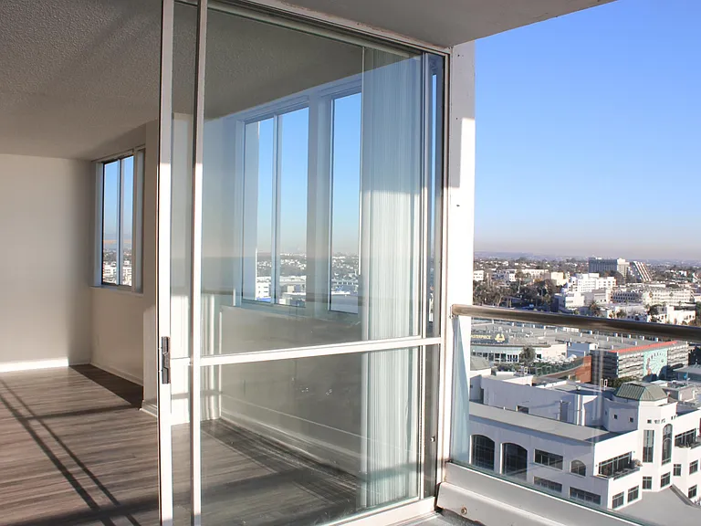 Pacific Plaza — Photo 18
