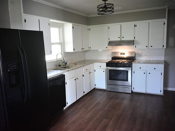 2nd image of 1608 Quin St