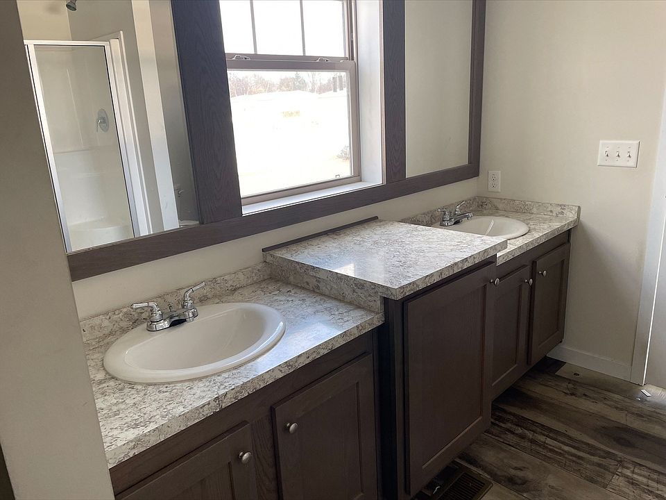 2nd image of 1132 Hunters Glen Blvd #289
