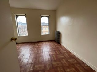 1859 Madison St APT 3R, Ridgewood, NY 11385