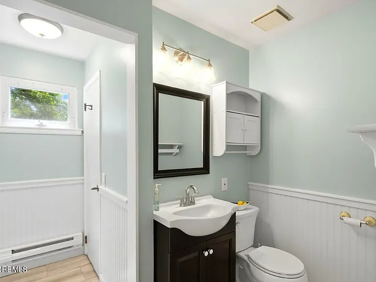 54 Constitution Blvd — Photo 13
