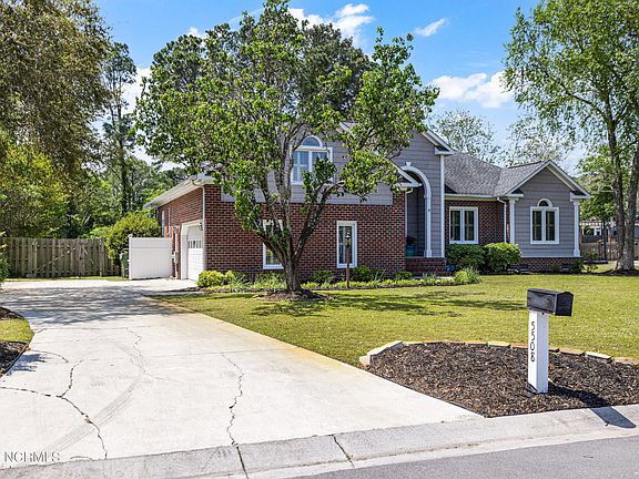 5th image of 5508 Dawning Creek Way