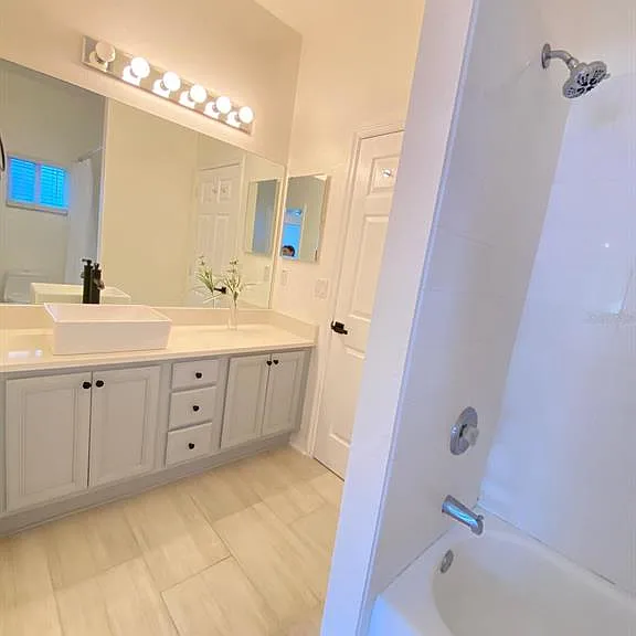 3837 Fallscrest Cir — Photo 18