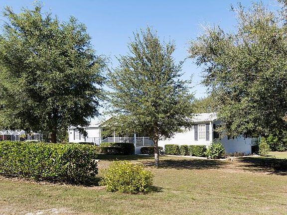 3rd image of 35335 Flowerfield Ln
