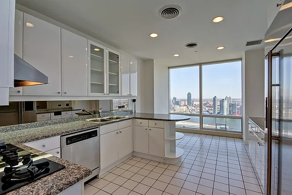 Rented by Corcoran | media 18