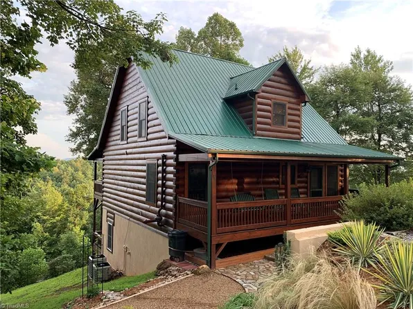 890 Sweetwater Rd, Boomer, NC 28606