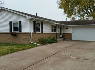 508 30th Ave, Moline, IL 61265
