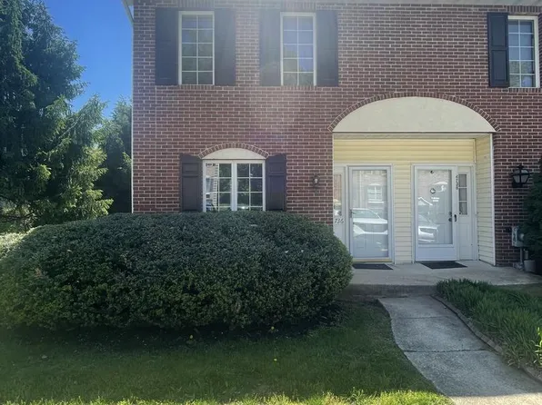 4736 Weatherhill Dr, Wilmington, DE 19808