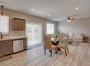 204 Everglades Trl, Mankato, MN 56001