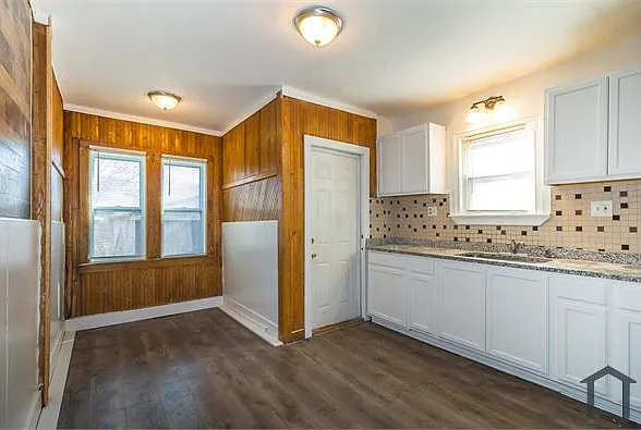 4850 Courville St — Photo 10