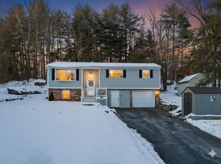 2 Brandywine Dr, Hooksett, NH 03106