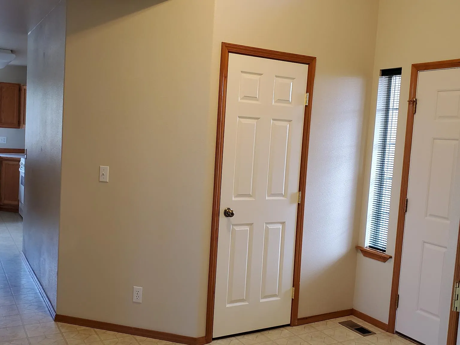 3 bed, 1665 sqft, $2,495 — Photo 4