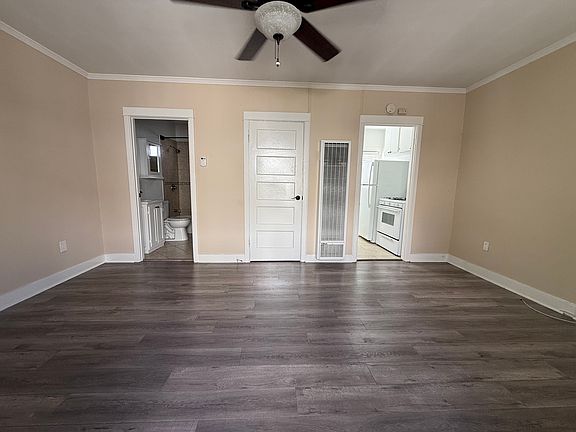 4th image of 214 N Catalina Ave