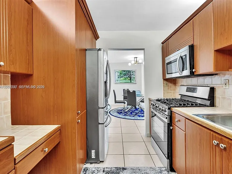 3140 S Ocean Dr #206 — Photo 14