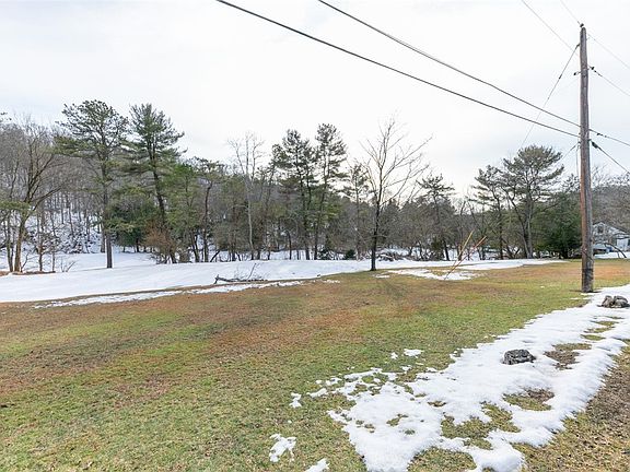 2nd image of 5005 Mamont Rd