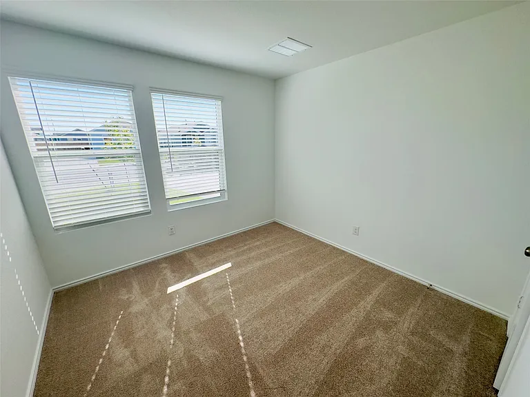 2210 Cyclone Dr — Photo 20