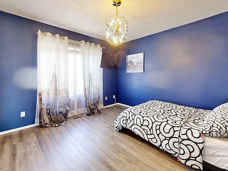 2406 Treviso Dr SE — Photo 18