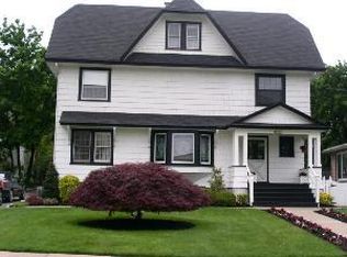 212 Valley Rd, Montclair, NJ 07042