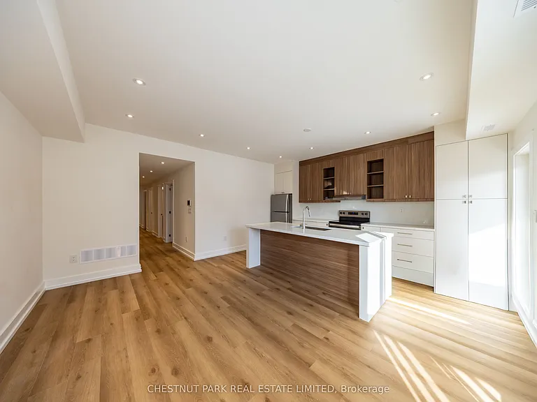29 Hatherley Rd #B — Photo 15