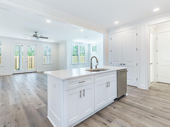 5th image of 189 Suwanne Dr Lot 17