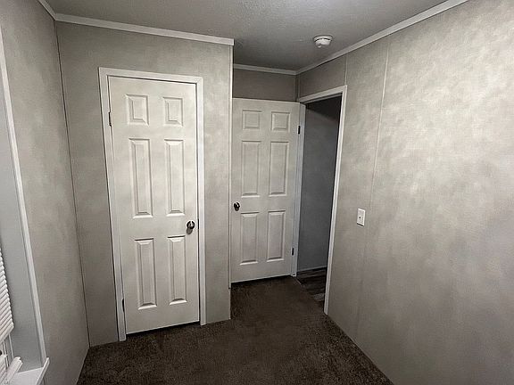 2nd image of 5715 Le Steele Blvd