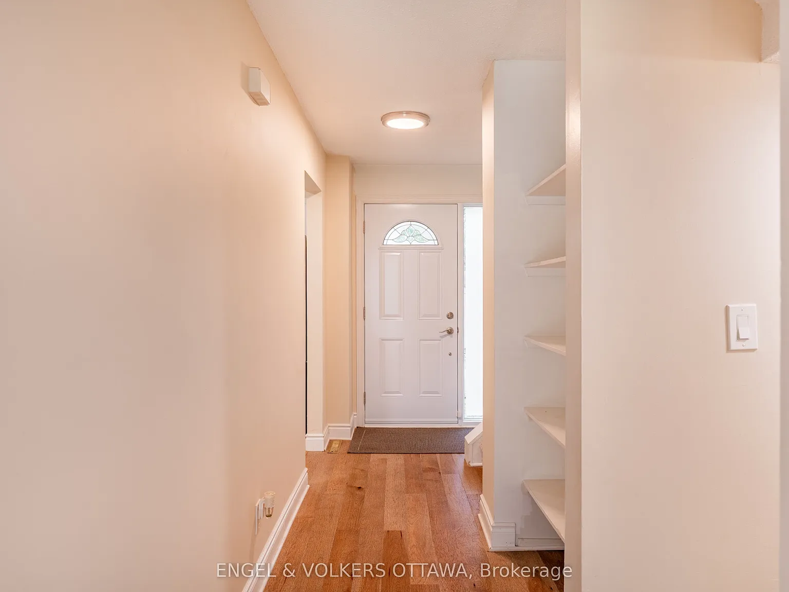 3 bed, $2,550 — Photo 3