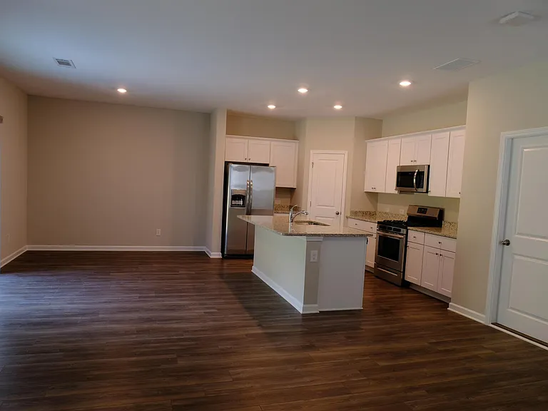 4237 Waxwing St — Photo 5