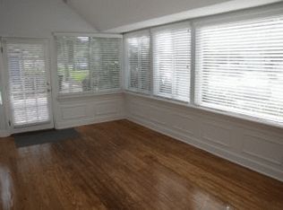 325 4th St, Atlantic Beach, FL 32233