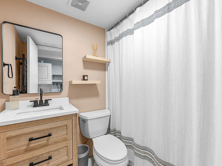 149 Palm Dr #18 — Photo 18