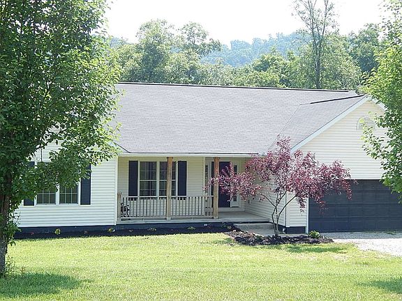 4th image of 194 Pine Ln