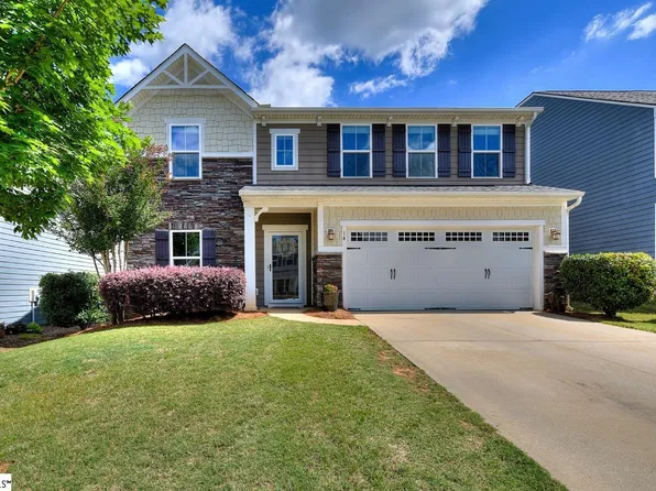 14 Dauphine Way, Greer, SC 29650