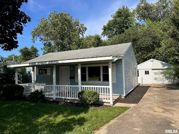 1630 S Diamond St, South Jacksonville, IL 62650