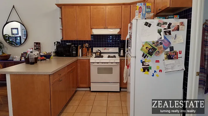 Rented by ZealEstate Group Inc | media 33