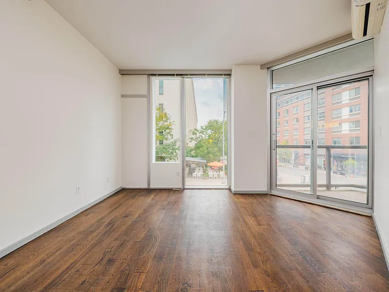 40 N 4th St #2B — Photo 6
