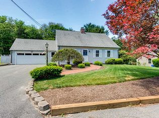 19 Roselawn Ave, North Smithfield, RI 02896