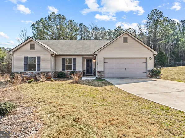136 Conifer Ct, Winterville, GA 30683