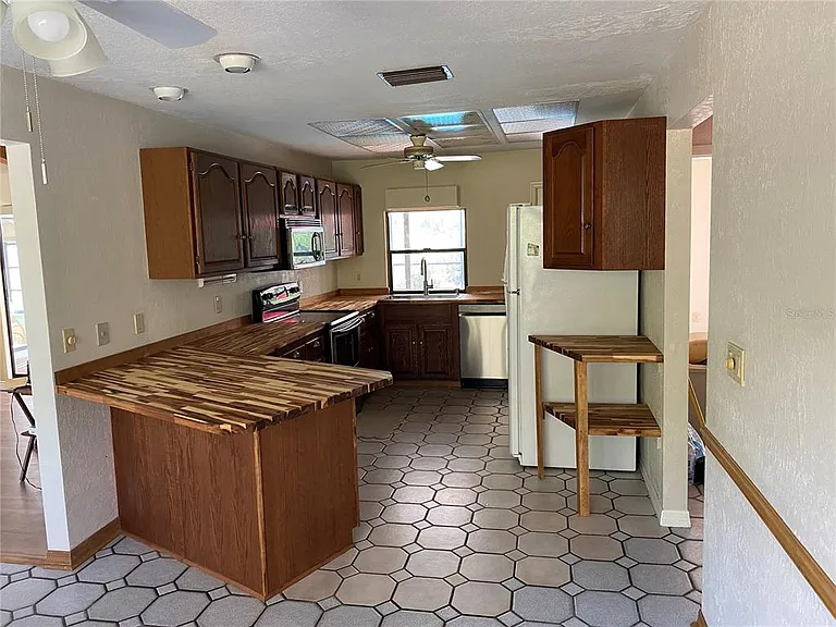 9191 Gewant Blvd — Photo 31