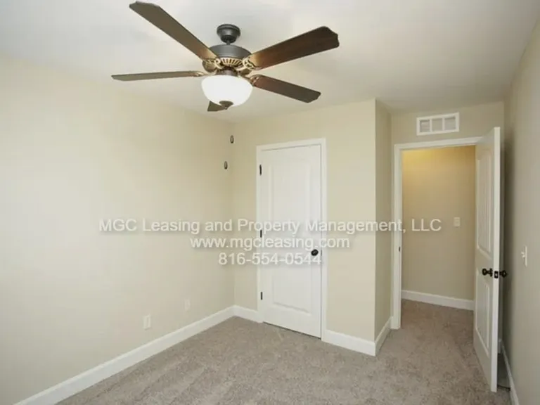 2216 SW Suncatcher Rd — Photo 14