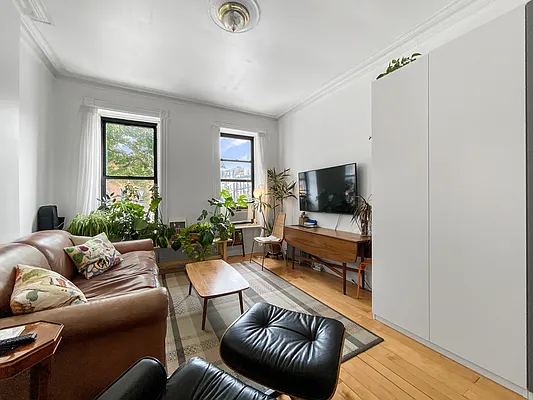 Rented by Skyward | media 17