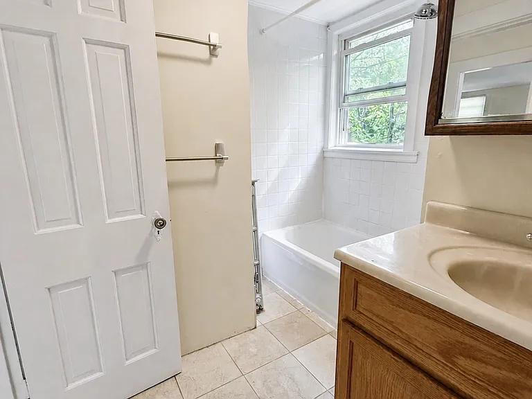 20 Old Cambridge Tpke — Photo 18
