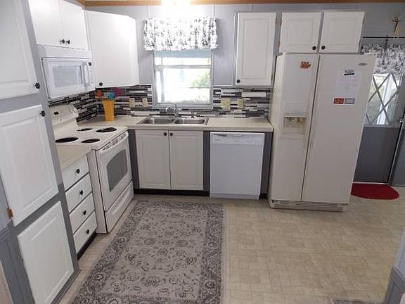 4th image of 6233 Mission Viejo Dr