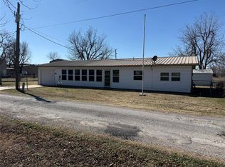 122 Meadowlark Ln, Fort Cobb, OK 73038