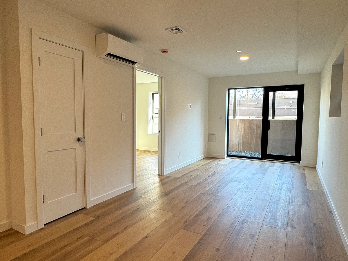 Building Photo - 62-47 60th St #C1