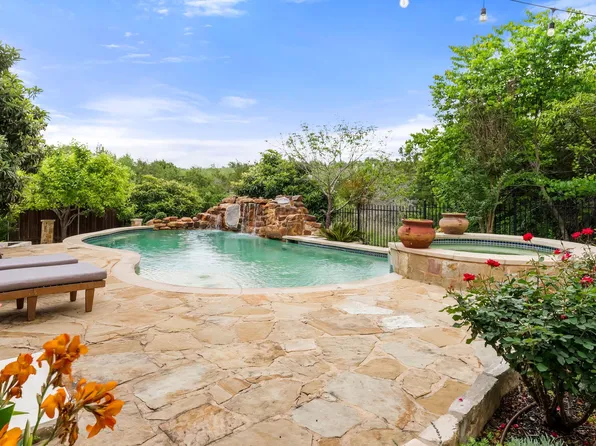 2429 Shire Ridge Dr, Austin, TX 78732