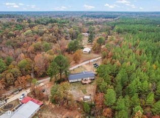 82 Holly Hill Rd, Carthage, MS 39051