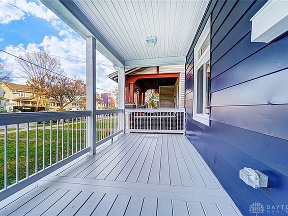 3rd image of 1905 Kinney Ave