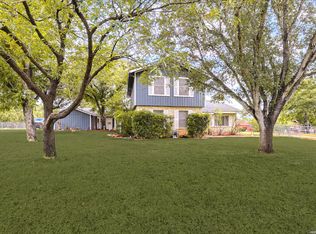 12591 La Vernia Rd, Saint Hedwig, TX 78152