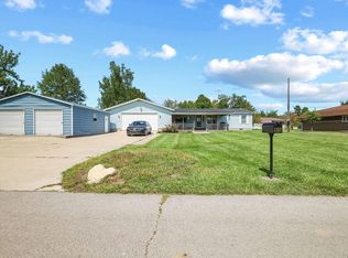 1312 W Perkins St, Hartford City, IN 47348