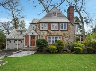 12 Barclay Road, Scarsdale, NY